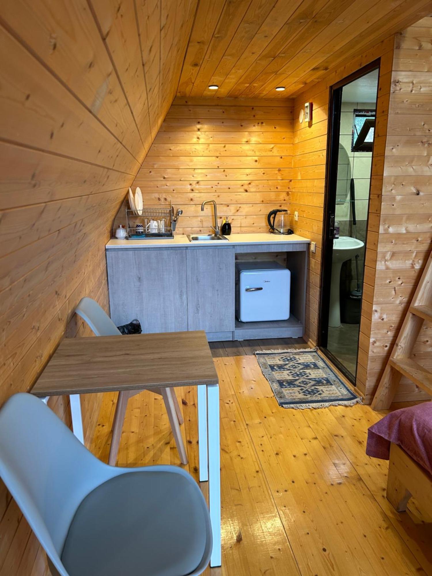 Cottage In Udabno Exterior foto
